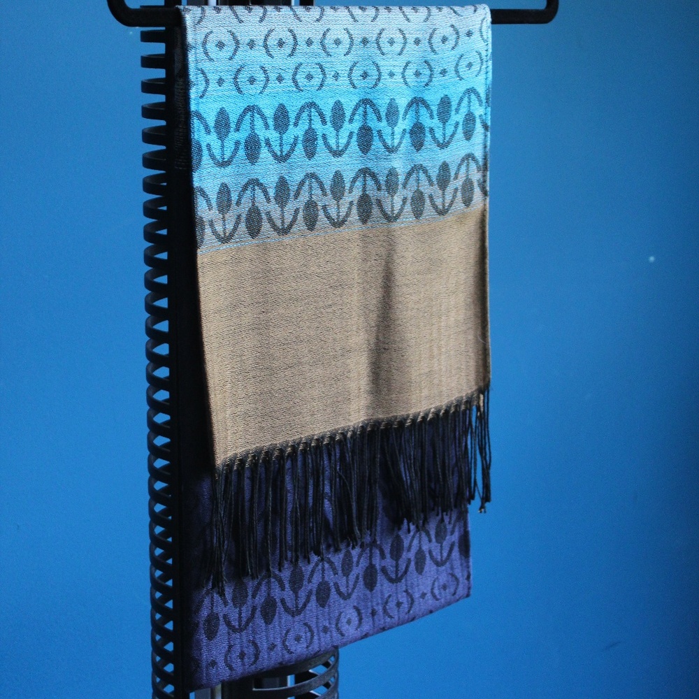 Pashmina shawl NWOT